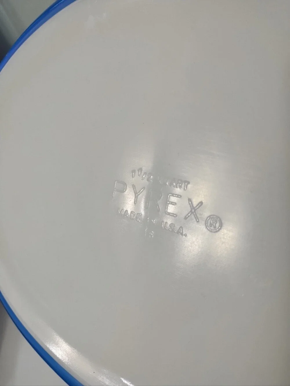 1961 Promotional Pyrex Royal Blue Casserole Dish with Gold Medallion Lid